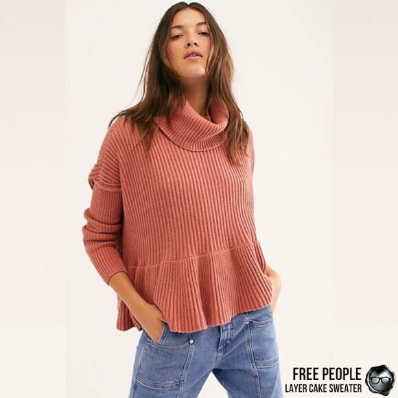 FREE PEOPLE LAYER CAKE TURTLENECK SWEATER IN ROSE ICING CORAL WOMEN’S SIZE SMALL - Picture 1 of 15